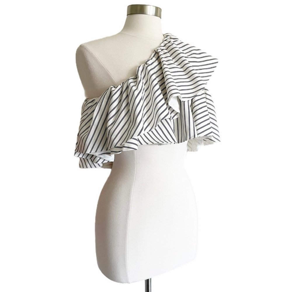 AMUR Jessica Off White Single Shoulder Top Sz M - Picture 2 of 11